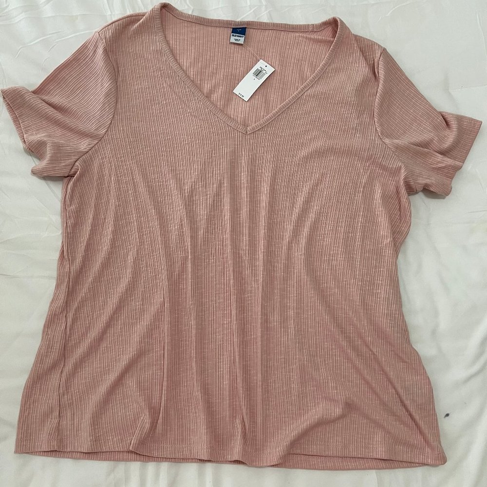 Old Navy Luxe Ribbed V-neck T-shirt